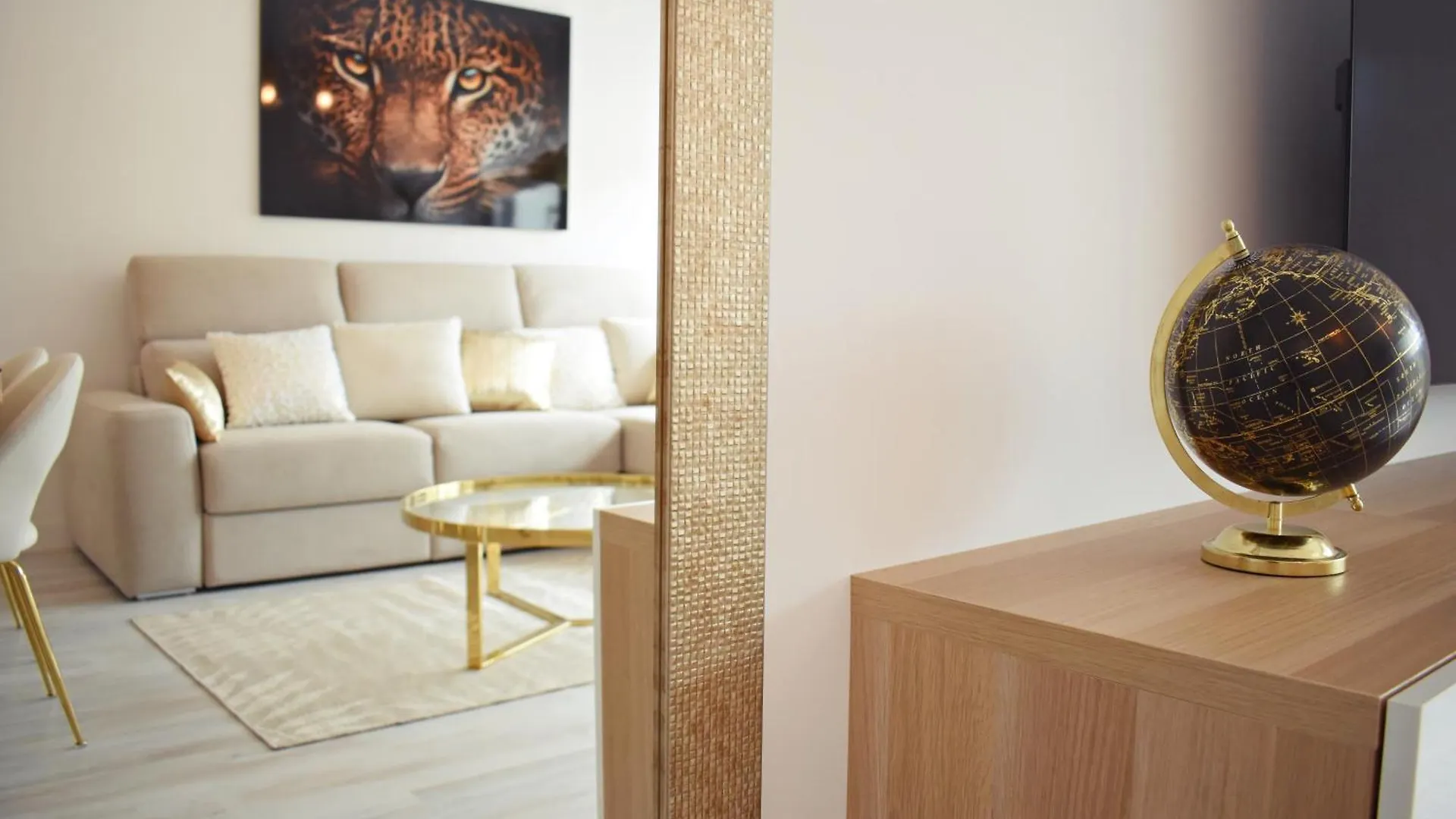 Urban Sky Luxury Apartment In Malaga Spain