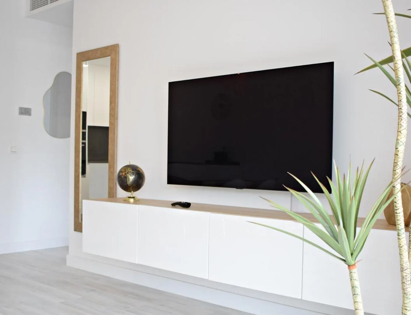 Urban Sky Luxury Apartment In Malaga Spain