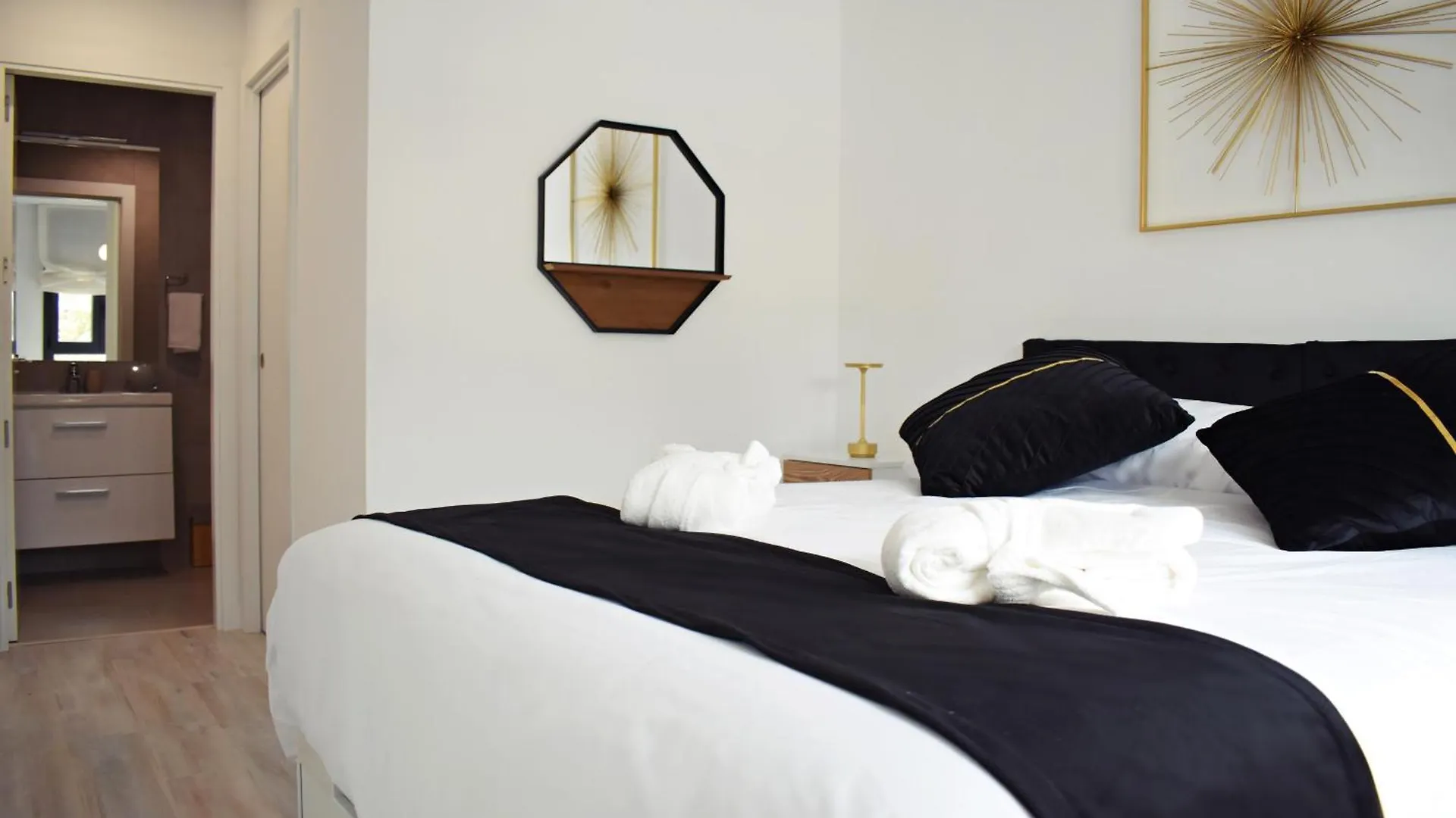 Urban Sky Luxury Apartment In Malaga Spain